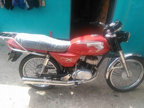 SE VENDE O SE CAMBIA SUZUKI AX100 PAPELES AL DIA