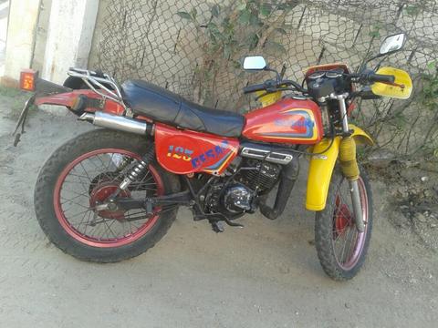 Se Vende Moto en Buen Estado 04244434208