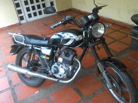 Moto Bera 2012 BR200