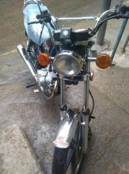 Moto GN 125 año 2012