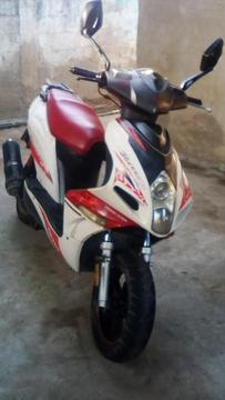 VENDO MI MOTO BERA BR150 2012 APROVECHE