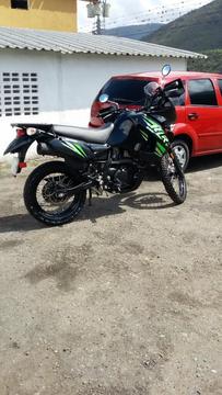 Se Vende Klr 2014 Solo 210millas