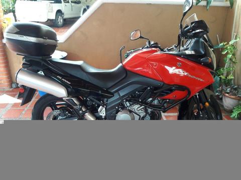 Vendo Suzuki Vstrom 1000cc 2013