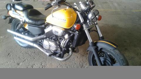 Vendo Honda 750vft