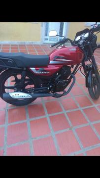 Moto Um 2015