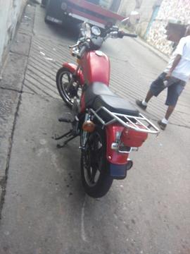 Se vende moto owen 2013