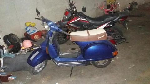 Vendo Vespa Italiana Piaggio Px200 1994