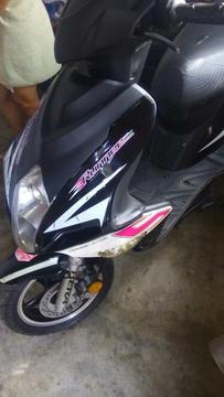 Vendo Moto Runner Año 2013