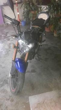 se vende moto RKV año 2013 operativa a toda prueva