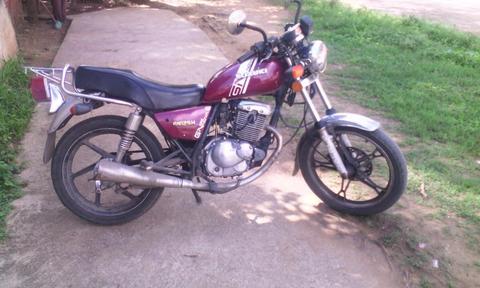 GN 125 SUZUKI