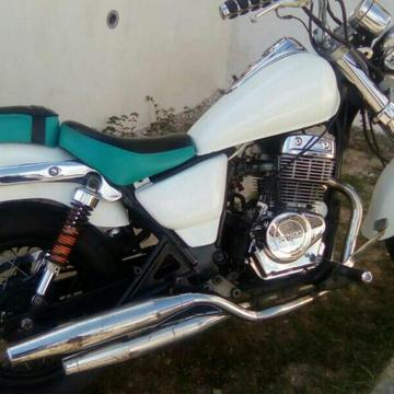 Vendo Moto 250 Año 2008 Operativa