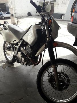 Vendo Dr650 Año 2014 Único Dueño Km 8900