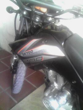 Moto Enduro 200