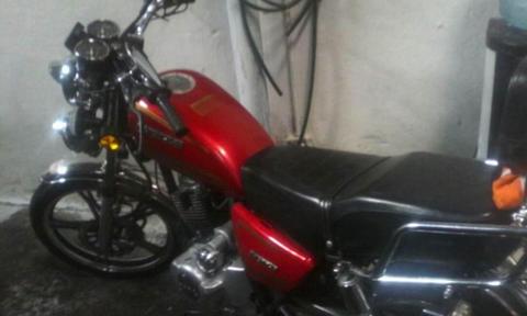 vendo mi moto