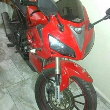 Moto R1 Bera 200cc