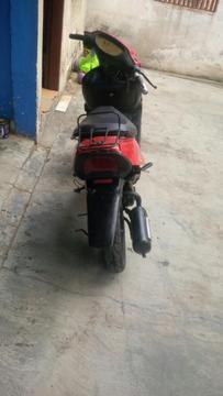 Se Vende Moto Jeida 2004