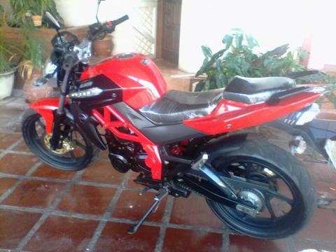 Moto Xtreet Nueva