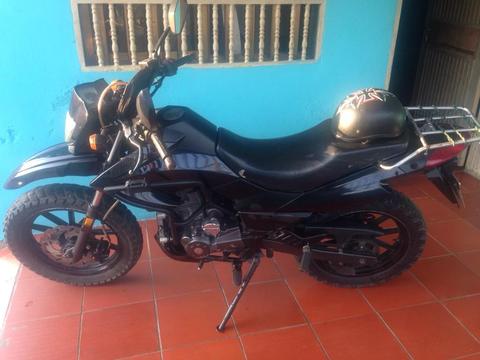 Moto Tx 200