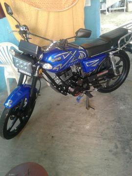 Moto Md Aguila 2015