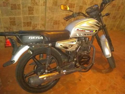Moto Socialista 150. Como Nueva Año 2013