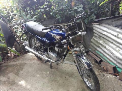 Vendo Moto Ax 100 Suzuki