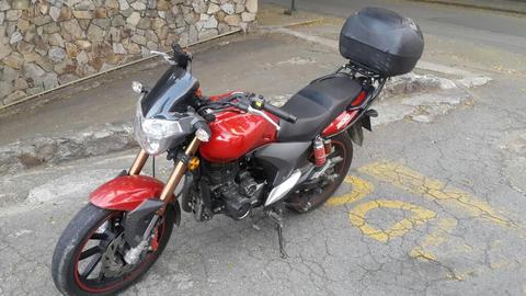 Vendo Mi Bella Moto Rkv 2013