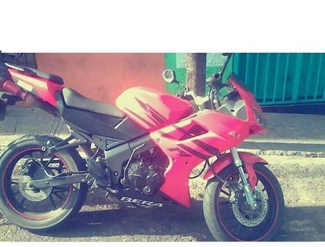 vendo por motivo de viaje R1 Bera 2014