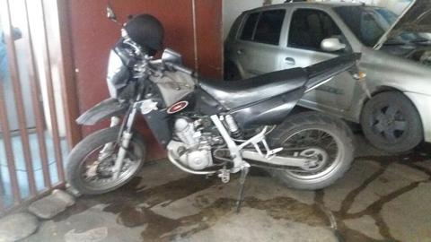 Moto Skigo Super Motar 250