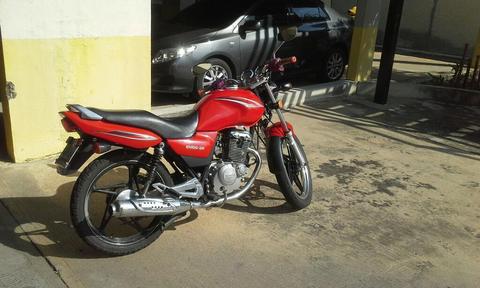 Moto Suzuki en 125