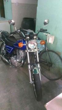 Vendo Moto Suzuki Año 2013