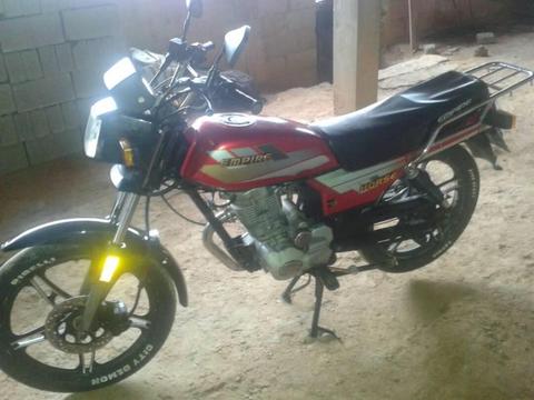 Vendo Moto Empire Horse I