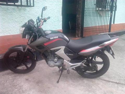 vendo mi moto