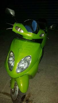 Vendo O Cambio Moto Bera Mustang 2006