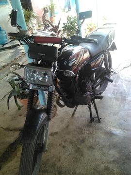 Vendo Moto Md 2013 en Muy Buen Estado