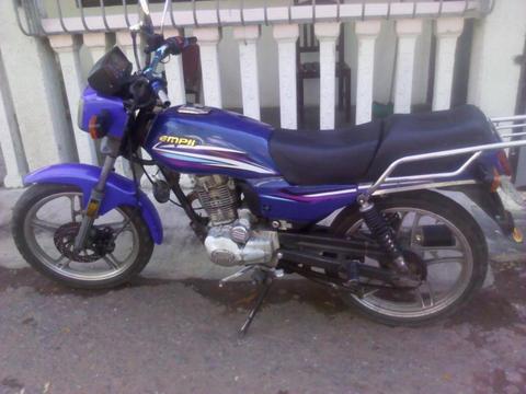 Se vende moto horse 2010