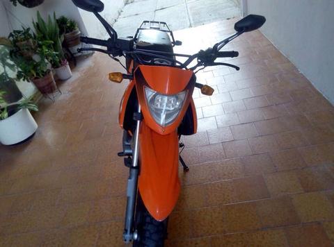 Moto Tx 2012