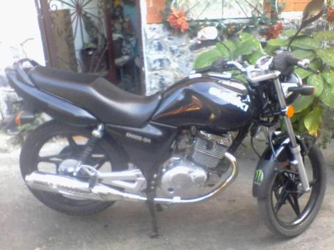 suzuki en 125