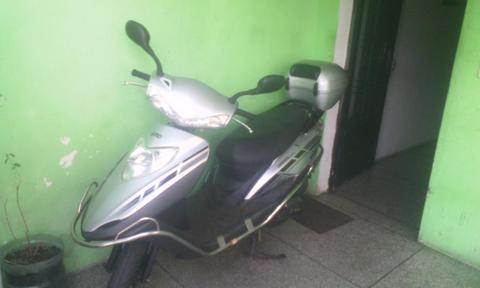 vendo moto haujin dm cardenal como nueva 2013