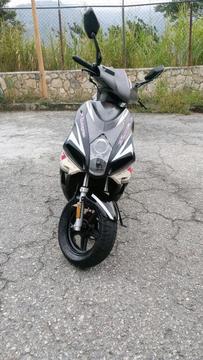 Moto Automática Bera Runner 2014