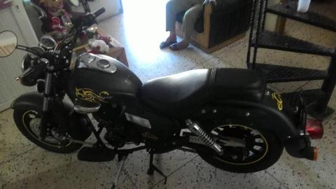 Moto Empire Super Light 200