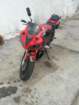 Moto Bera R1 2014