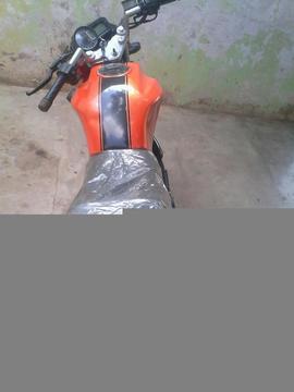 Vendo Moto Speed 200 en Buen Estado