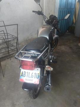 Vendo Moto Socialista