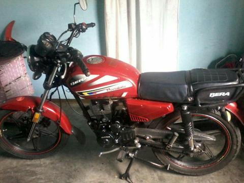 Vendo Moto Bera