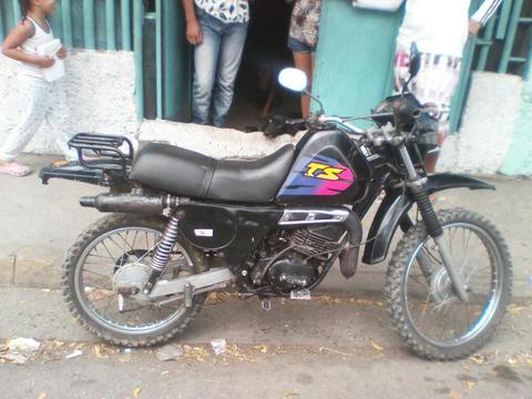 Ts 185 Suzuki Año 2000