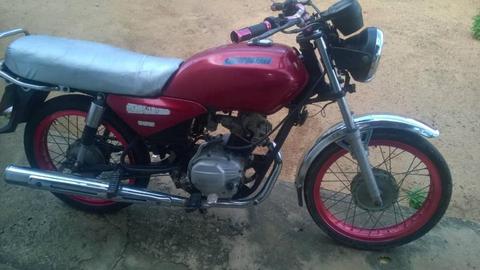 Vendo Moto