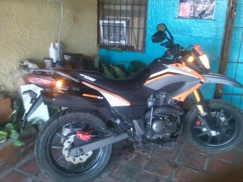 Vendo Moto Tx 200 Cc Empaire2013