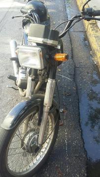 de Vende Ax100 Zusuki