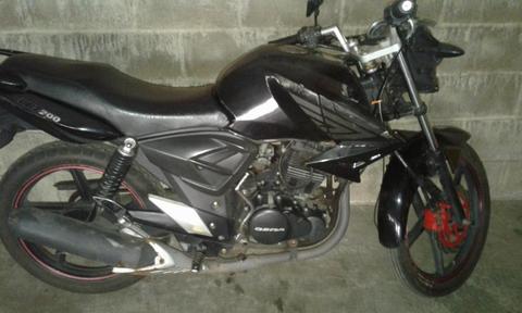 moto brza 200