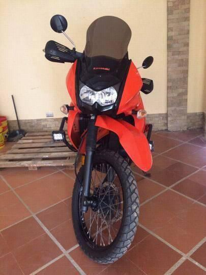 SE VENDE KLR AÑO 2013